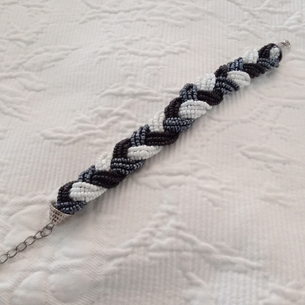 Thick Braided Black, White & Gunmetal Seed Bead Silvertone Clasp Bracelet Women